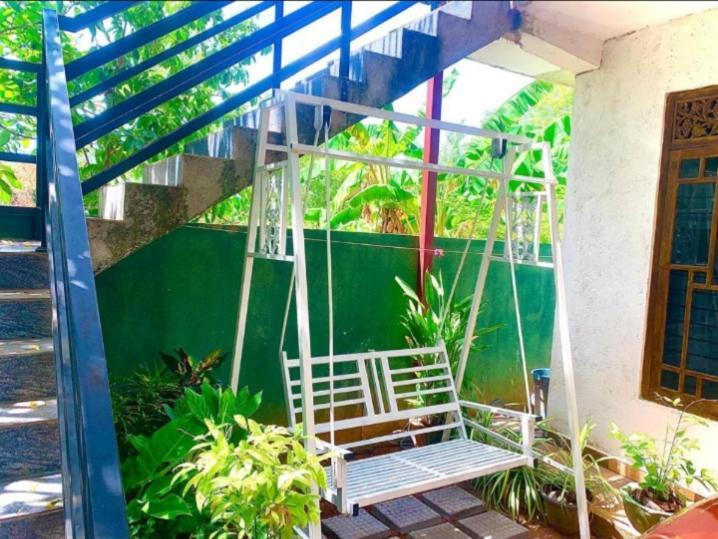 Sensitha Holiday Home Anuradhapura Exterior foto